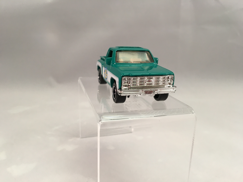 Illustration for article titled HWEP Ute: MBX Chevy C10